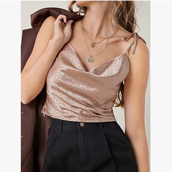 NWOT Cowl Neck Cheetah Tank Top - Picture 4 of 7